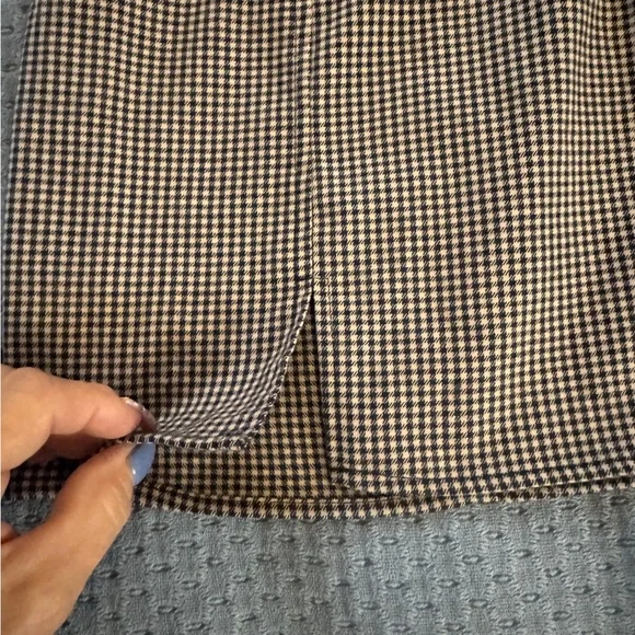 Urban Outfitters High-Waist Tan Houndstooth Mini Skirt-Size Medium - Picture 3 of 7